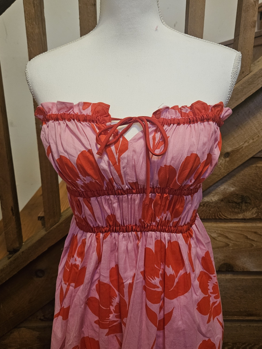 Smocked Strapless Pink Dress with Red Floral Print - Picture 5 of 9